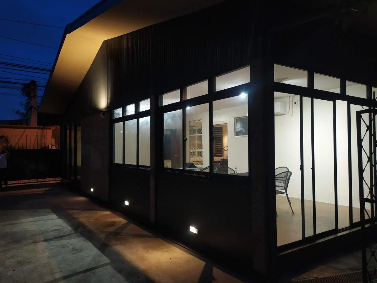 The Hub District Garden Suites Pasay Extérieur photo